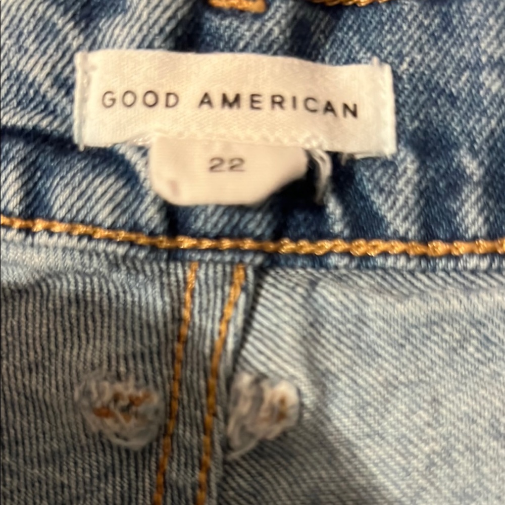 Good American Distressed Jean Shorts - Picture 3 of 3